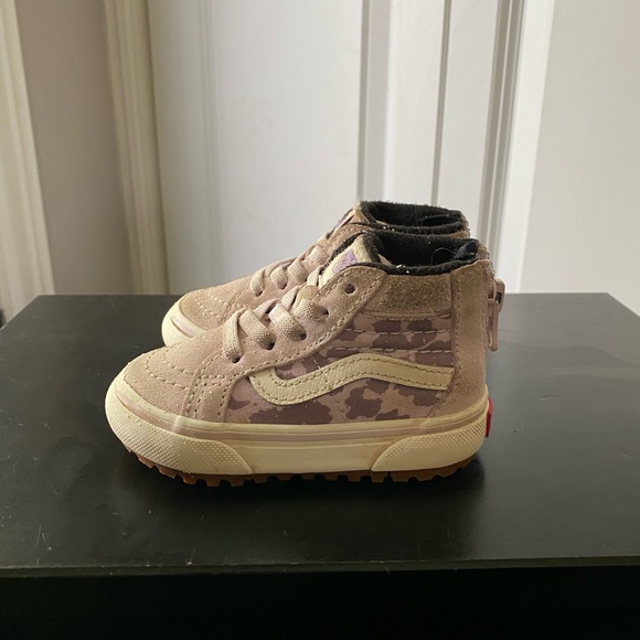 Toddler 4 Vans high top purple suede with purple cheetah print - Picture 3 of 11